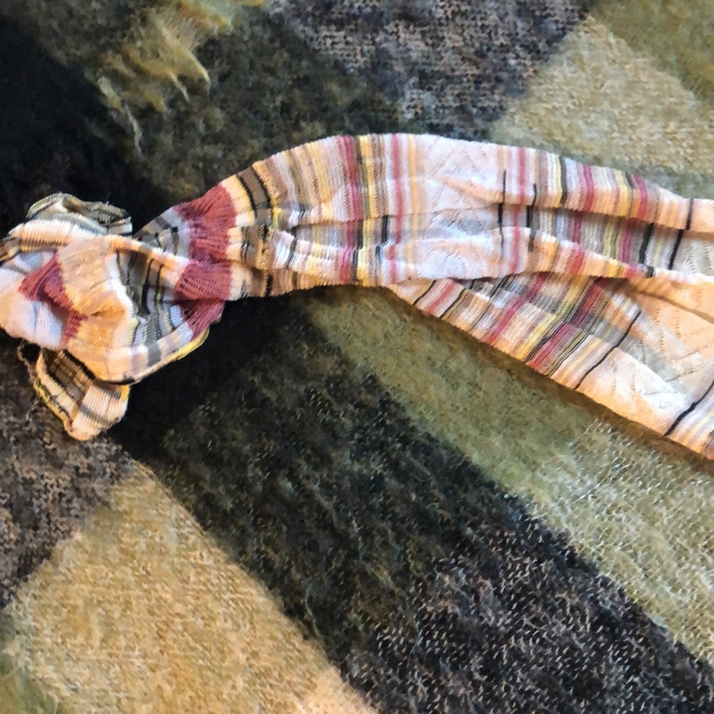 Missoni Italian scarf - Picture 5 of 8